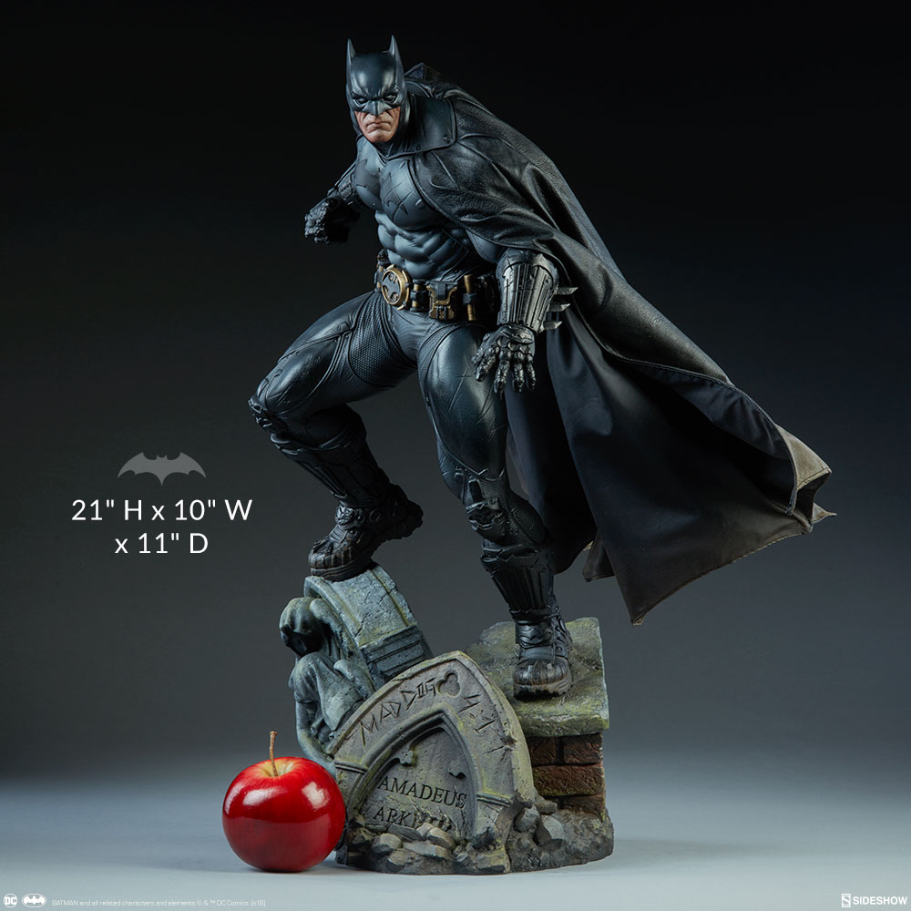 dc-comics-batman-premium-format-figure-sideshow-300542-04