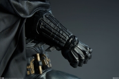 dc-comics-batman-premium-format-figure-sideshow-300542-14