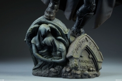 dc-comics-batman-premium-format-figure-sideshow-300542-21
