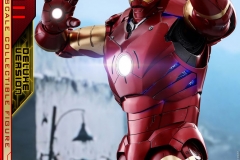 marvel-iron-man-mark-3-quarter-scale-figure-deluxe-version-hot-toys-903412-07