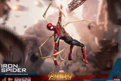 marvel-avengers-infinity-war-iron-spider-sixth-scale-hot-toys-903471-14