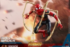 marvel-avengers-infinity-war-iron-spider-sixth-scale-hot-toys-903471-17