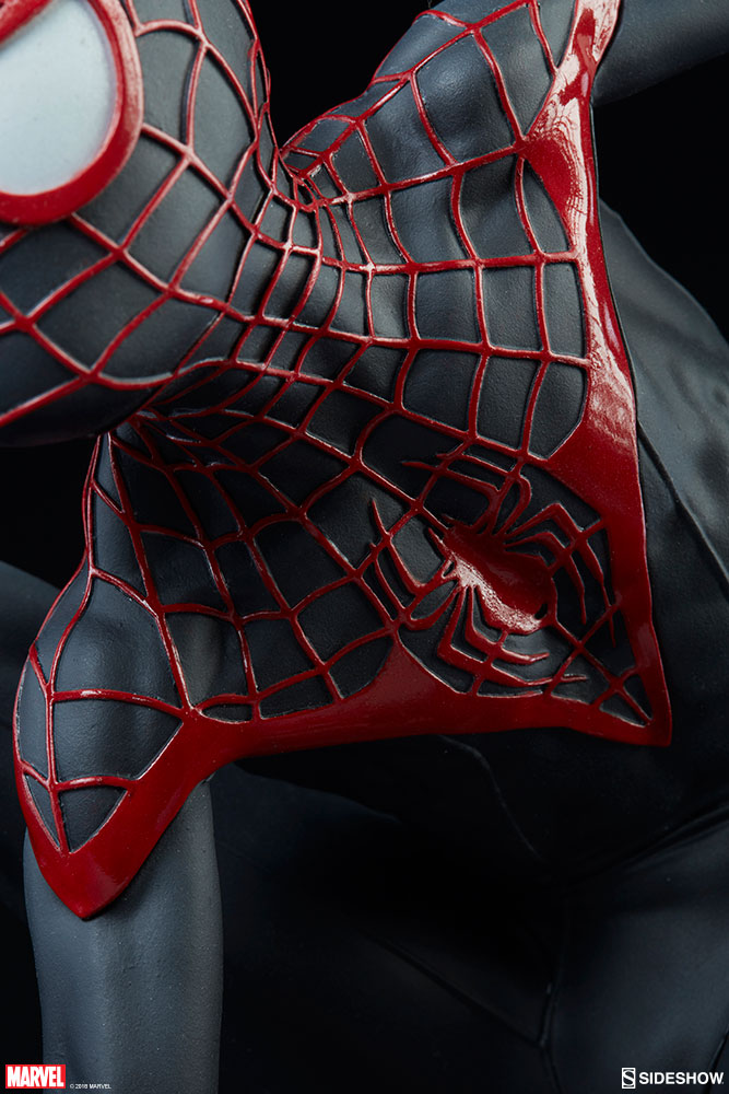 marvel-spider-man-miles-morales-premium-format-figure-sideshow-300554-15