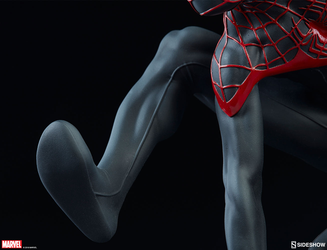 marvel-spider-man-miles-morales-premium-format-figure-sideshow-300554-21
