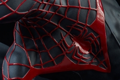 marvel-spider-man-miles-morales-premium-format-figure-sideshow-300554-15