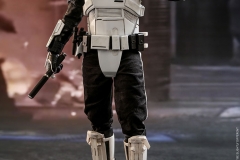 star-wars-solo-patrol-trooper-sixth-scale-figure-hot-toys-903646-02