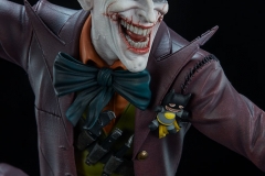 dc-comics-the-joker-premium-format-figure-sideshow-300473-15