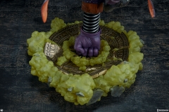 dc-comics-the-joker-premium-format-figure-sideshow-300473-32