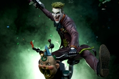 dc-comics-the-joker-premium-format-figure-sideshow-feature-300473-1