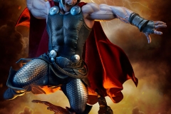 marvel-thor-breaker-of-brimestone-premium-format-figure-sideshow-300673-02