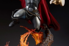 marvel-thor-breaker-of-brimestone-premium-format-figure-sideshow-3006731-03